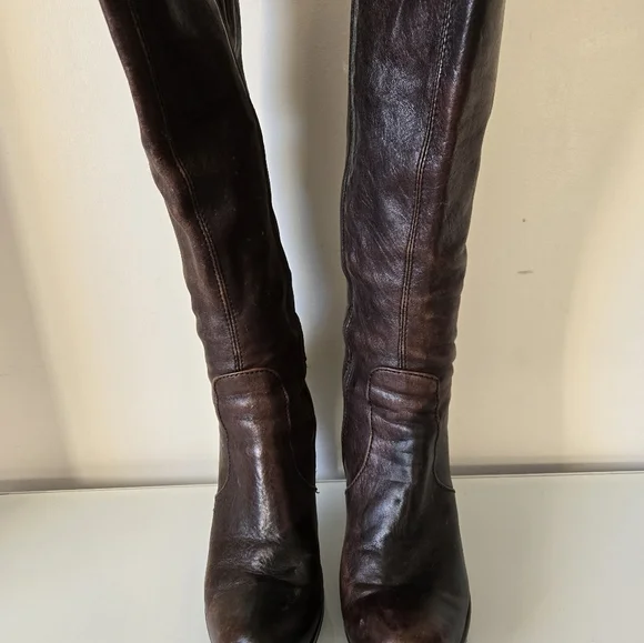 ARNOLD CHURGIN tall brown heeled leather boots. Size 39 (8-8.5) - Picture 6 of 15